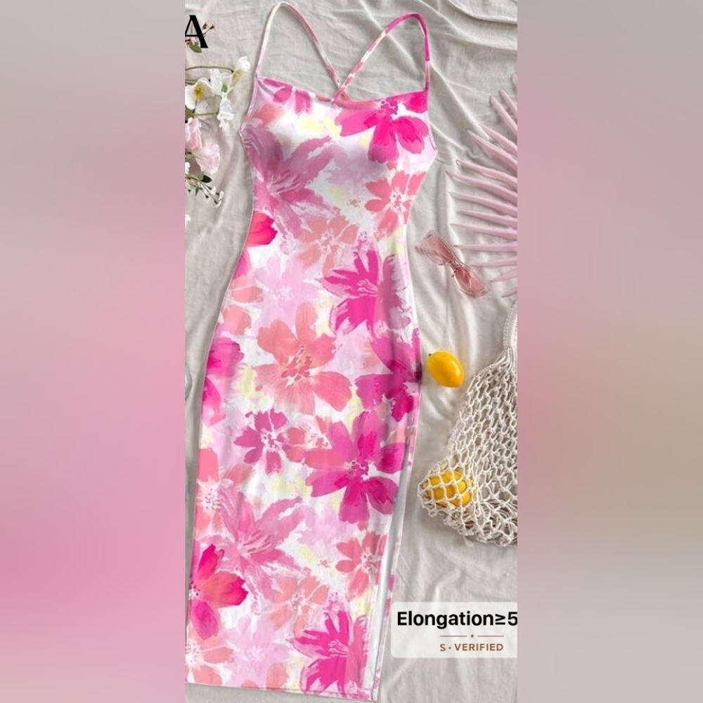 🛍️ BUNDLE ONLY🛍️NWT Vibrant Pink and White Floral Dress